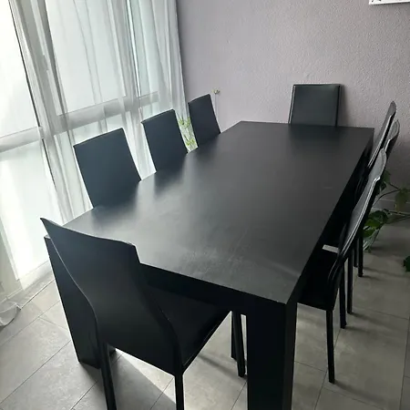 Calme Chez L'habitant בית אירוח בגלס