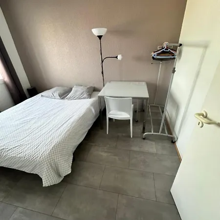 Calme Chez L'habitant בית אירוח *